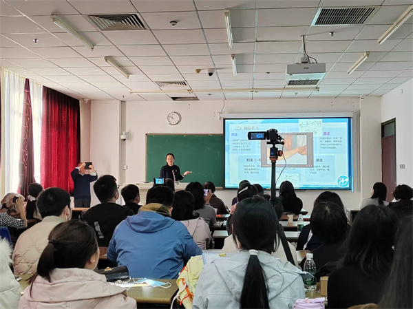 微信图片_2025-10-24_085450_449.jpg 微信图片_2025-10-24_085450_449.jpg