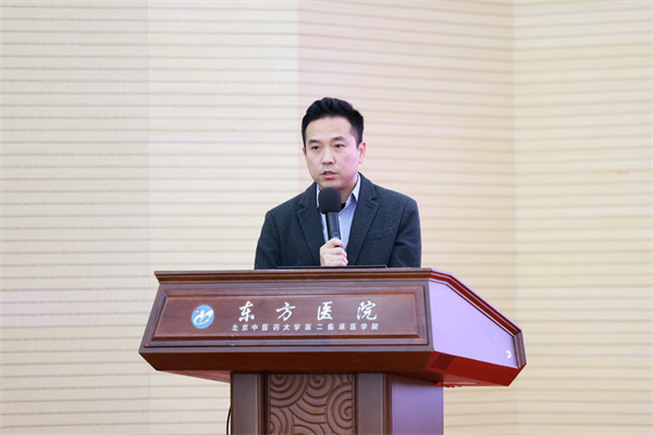 王康.jpg 王康.jpg