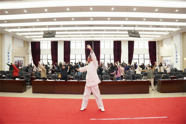 图片4.jpg 图片4.jpg